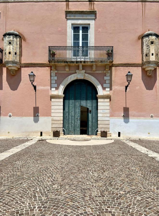 Villa In Gargano - Villa Basso Monte SantʼAngelo Екстериор снимка