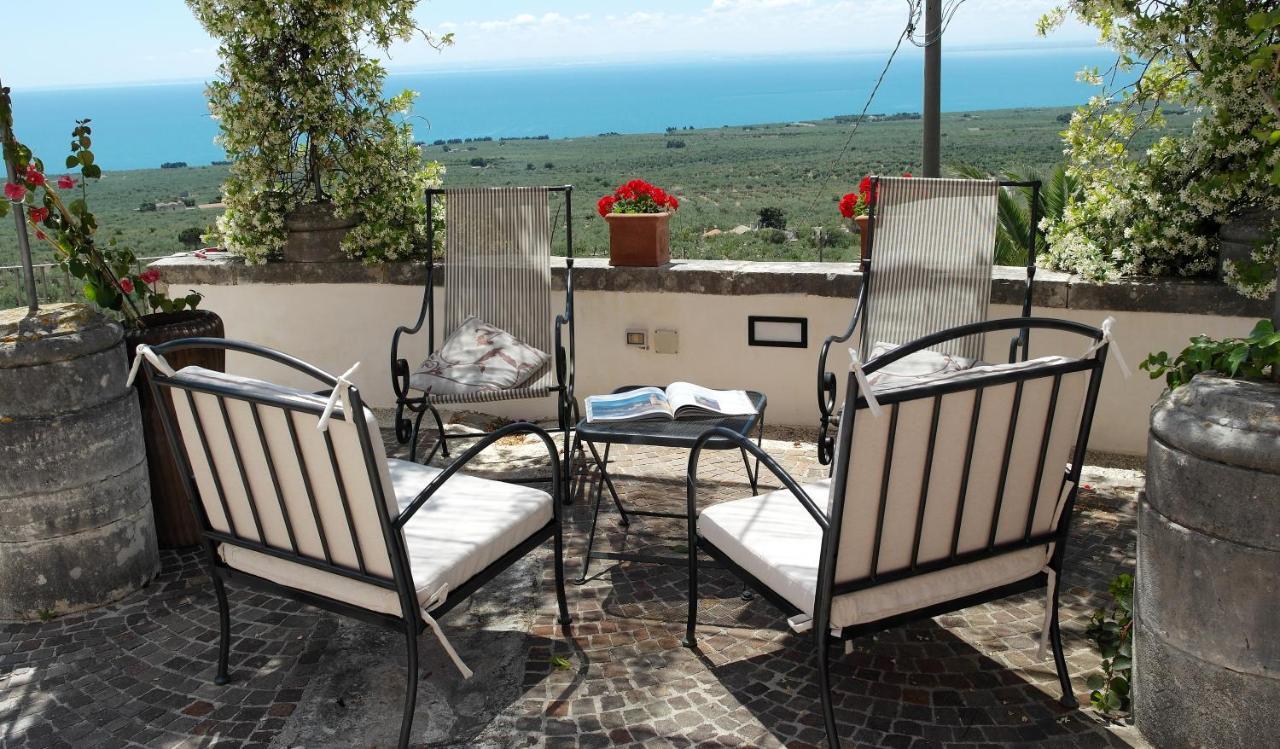 Villa In Gargano - Villa Basso Monte SantʼAngelo Екстериор снимка